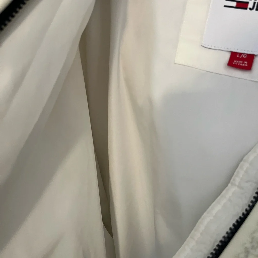 Tommy Hilfiger Women's Off-White Teddy Jacket - Picture 6 of 10